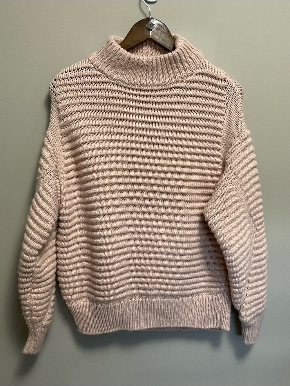 H&M Ribbed Mock Neck Chunky Knit Pink Sweater Women’s Small